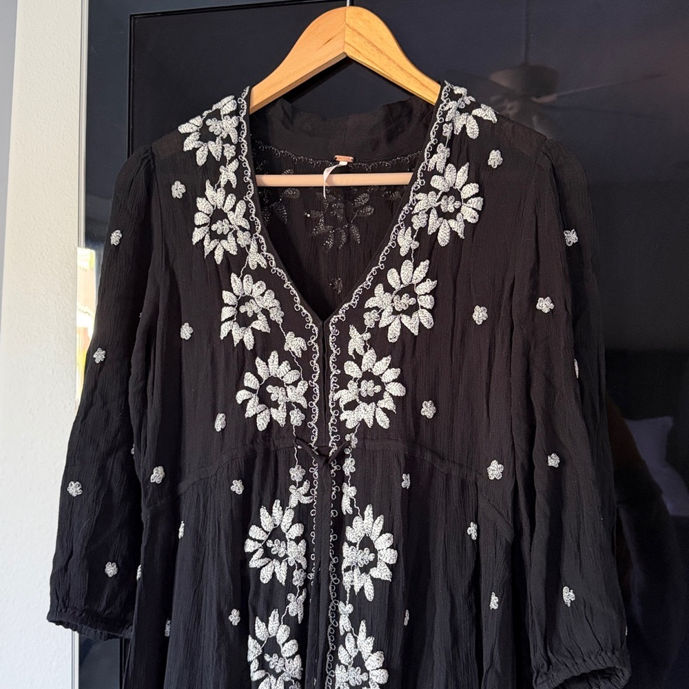 Free People Embroidered Fable midi dress in black with white floral embroidery. - Picture 3 of 6